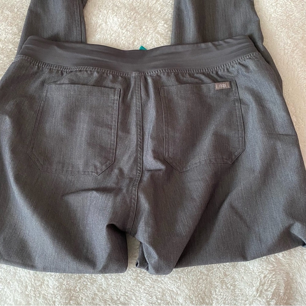 Figs Livingston Basic Scrub Pants - image 3